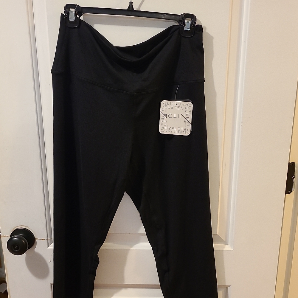 NWT Yelete Black Leggings